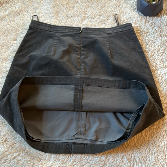 J Crew Women’s Corduroy Mini Skirt A-Line Button Front Accent Gray Size 6 - Picture 9 of 12